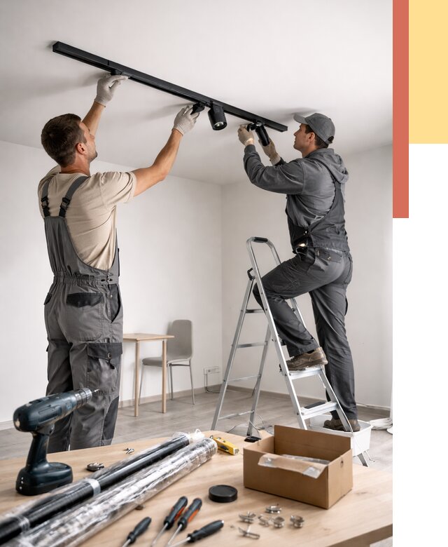 Установка трековых светильников в натяжной потолок в Кыштыме от 4362 руб. | ОТДЕЛОЧНИК-Кшт